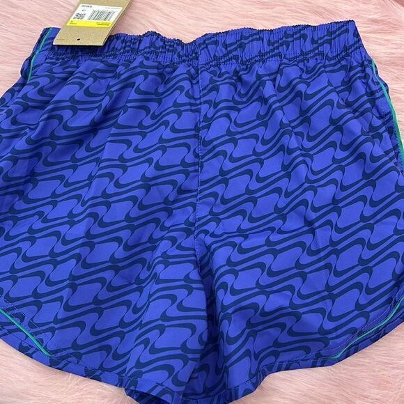 Nike Dri-Fit Iron Clash purple running shorts - Picture 3 of 5